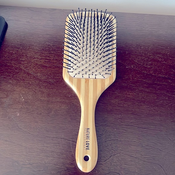 5 for $10 !!!! hair brush - Picture 1 of 2